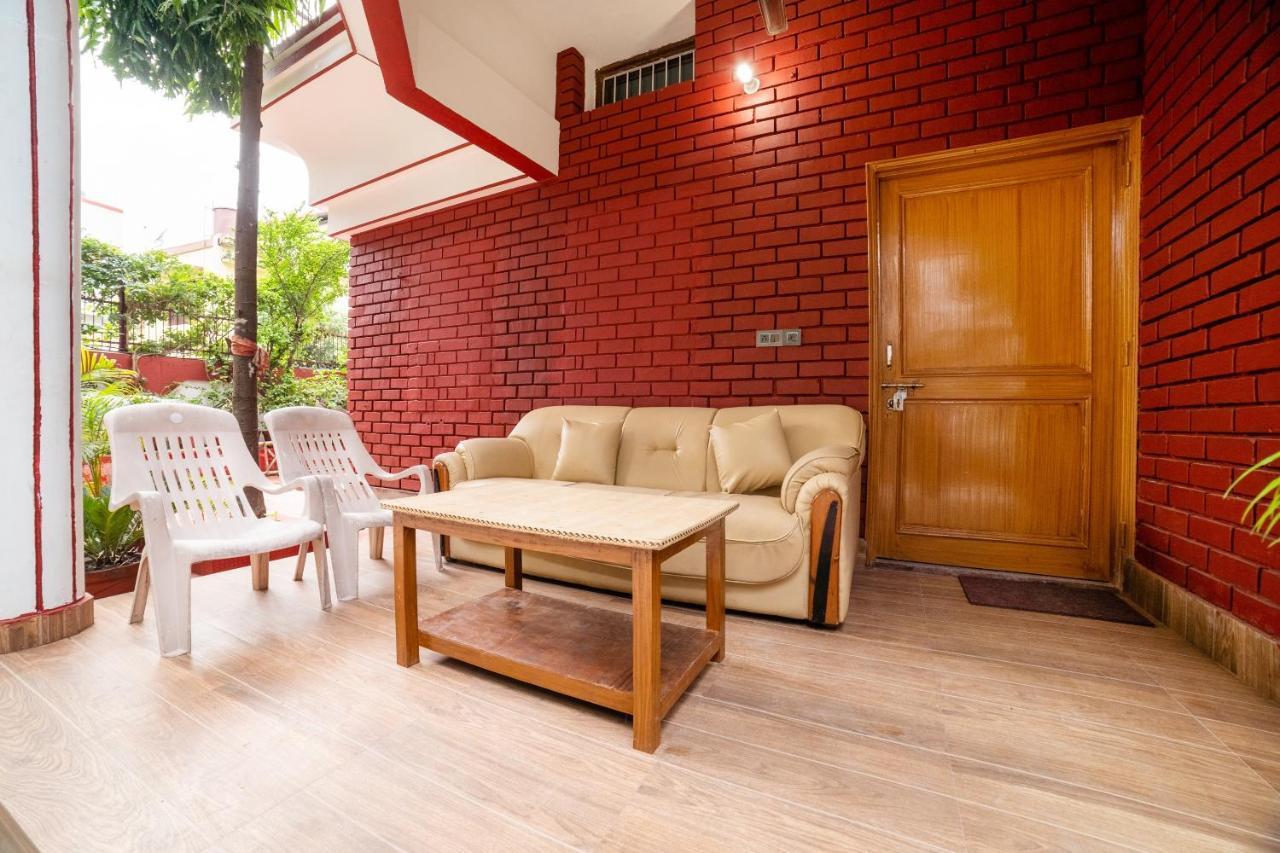 Hotel O Home Gautam Homestay Ντεχραντούν Εξωτερικό φωτογραφία