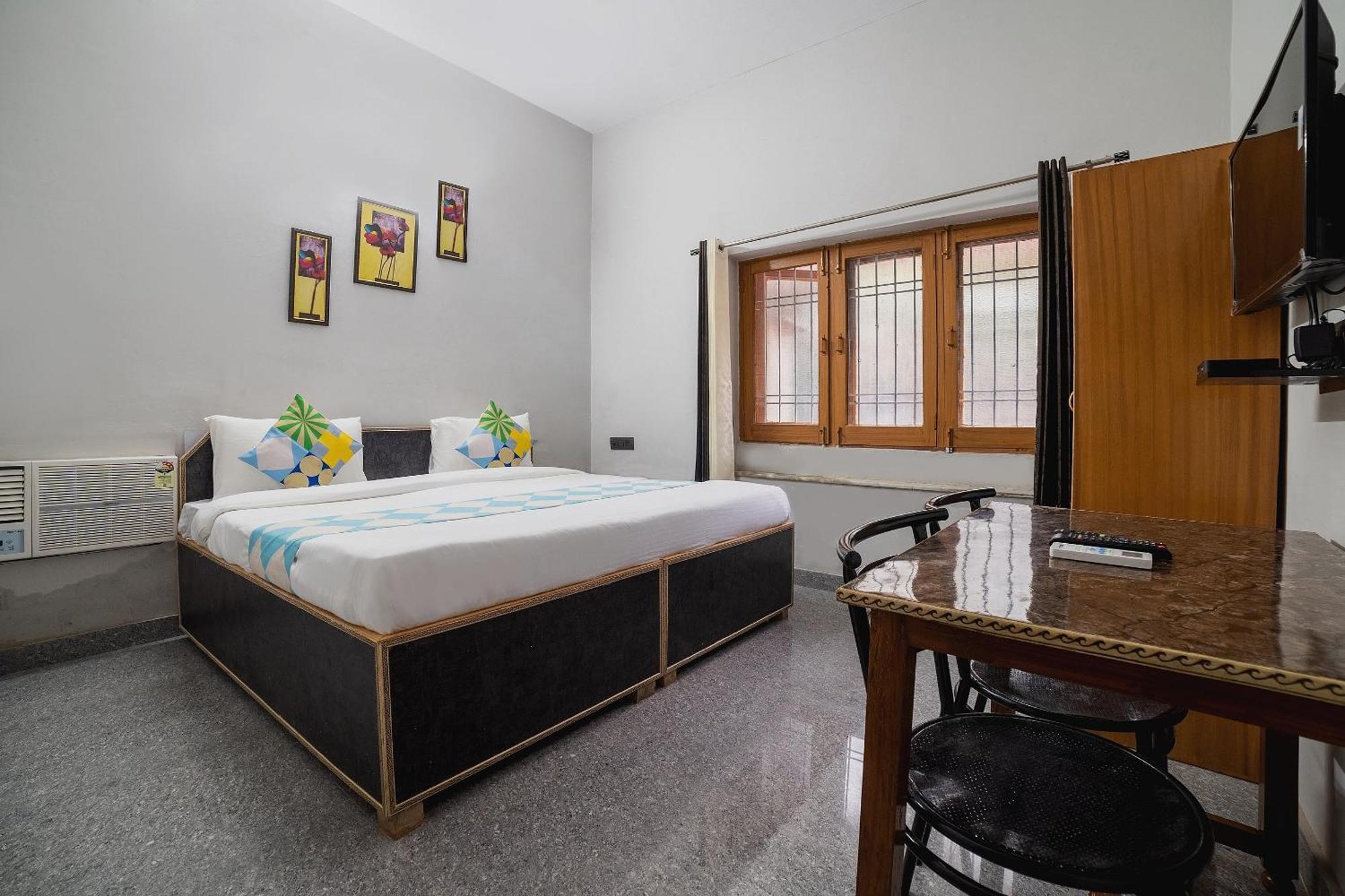 Hotel O Home Gautam Homestay Ντεχραντούν Εξωτερικό φωτογραφία